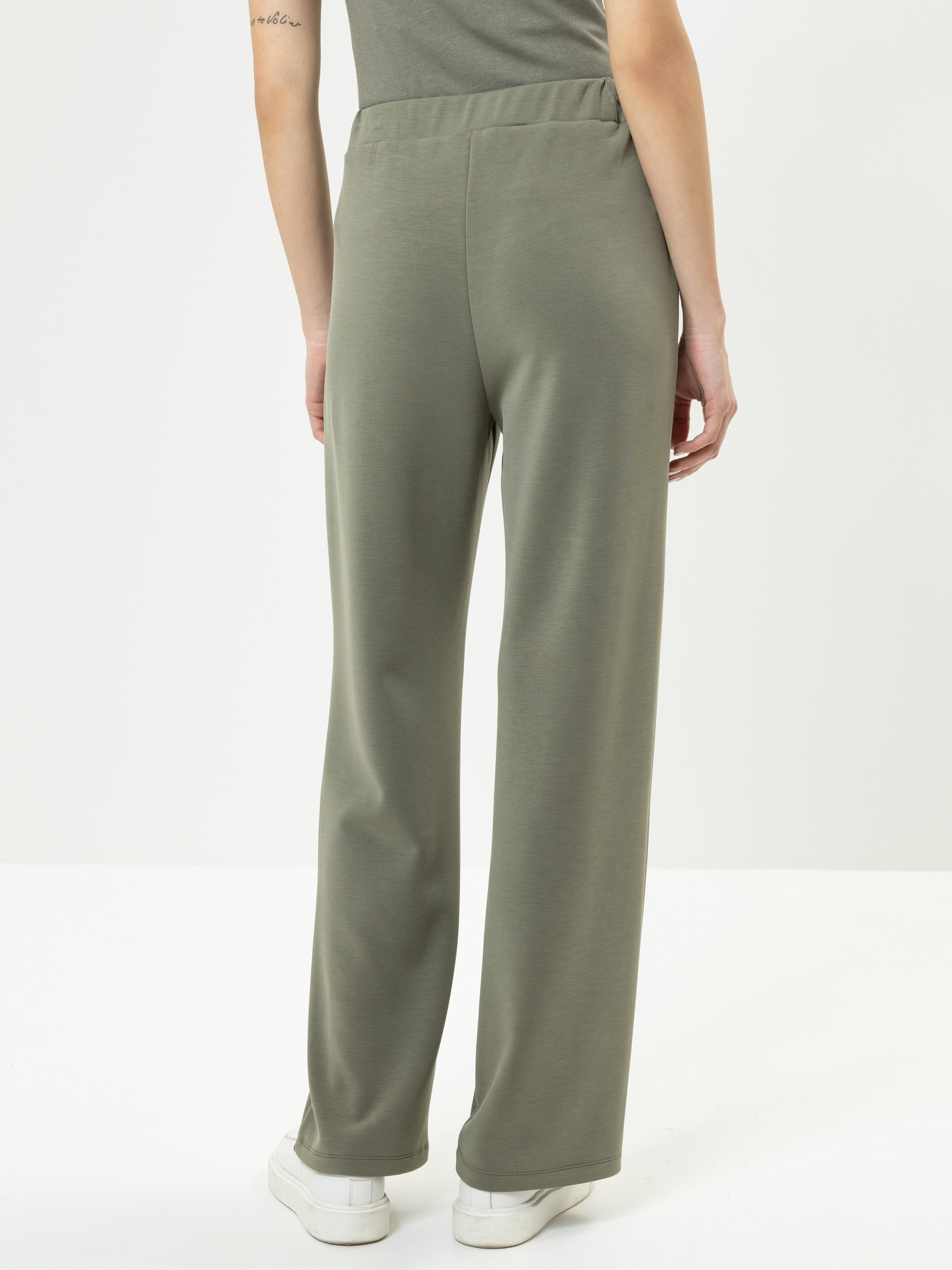 Modell Maureen Jerseyhose