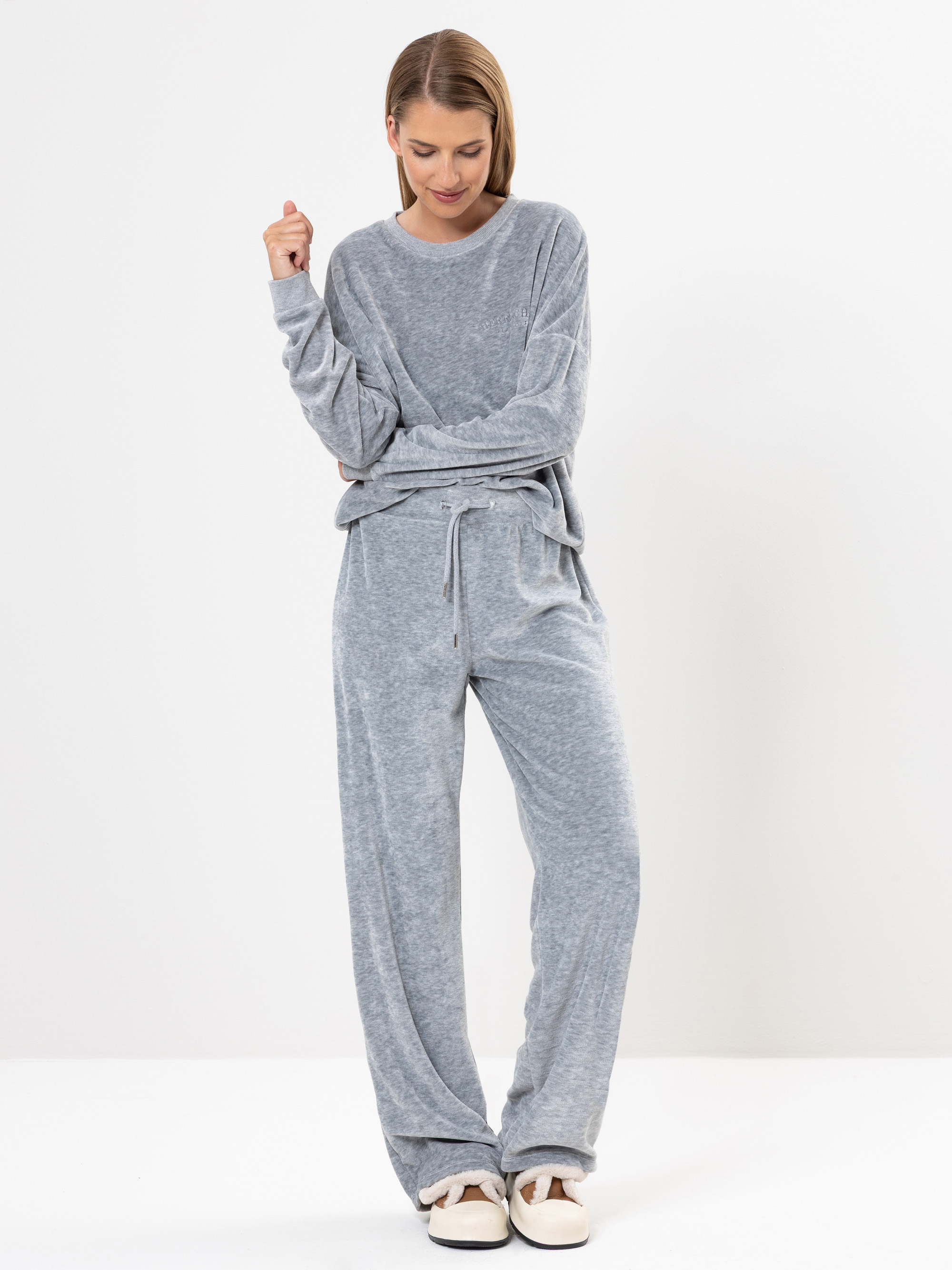 Modell Clarisa Nicki Hose
