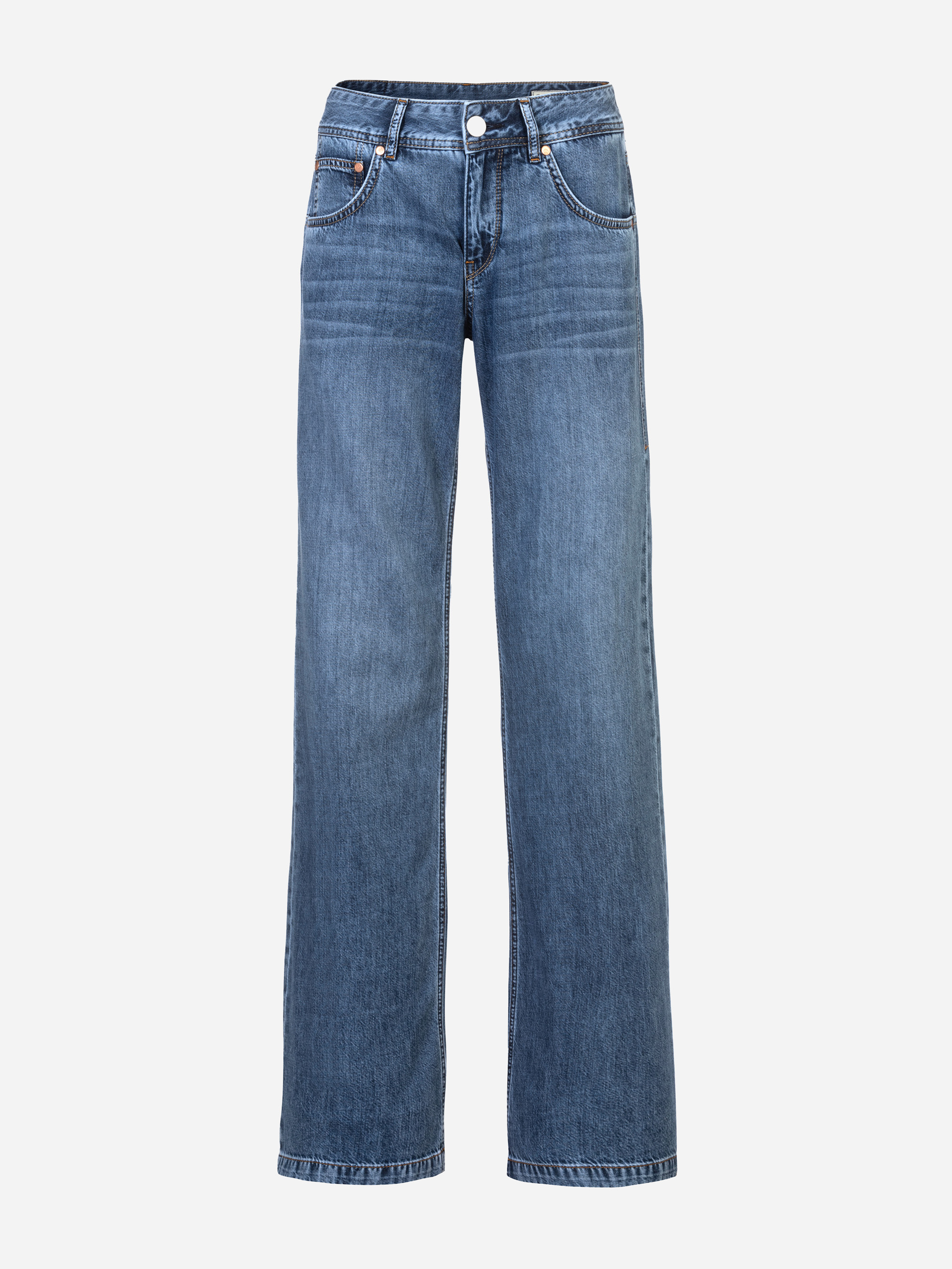 Modell Edna Flared Jeans aus leichtem Denim