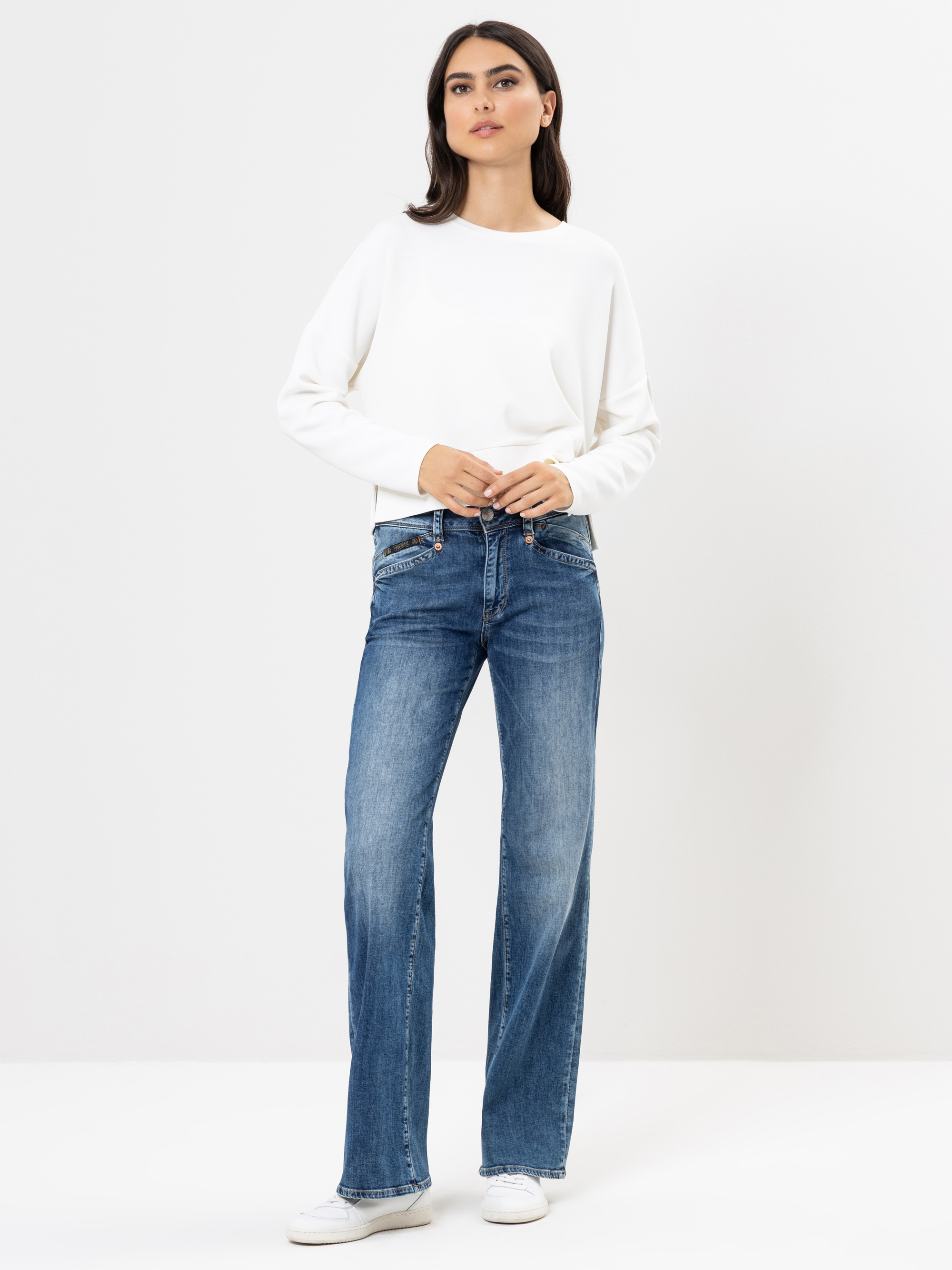 Modell Prime New Straight Jeans